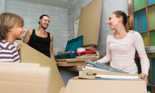 Apartment moving team preparing flat removals in Worcesterpark