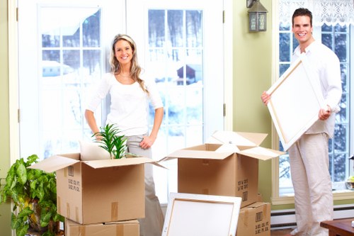 Local Worcesterpark self storage space for seasonal and long-term items