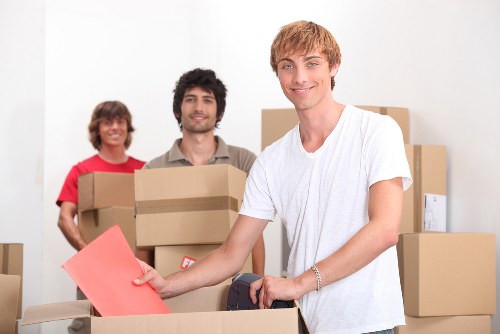 Flexible Worcester Park storage for home and business needs
